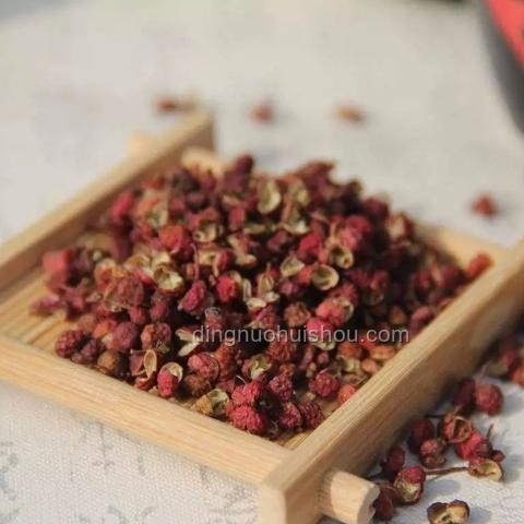 花椒泡腳需謹(jǐn)慎，健康養(yǎng)生需科學(xué)