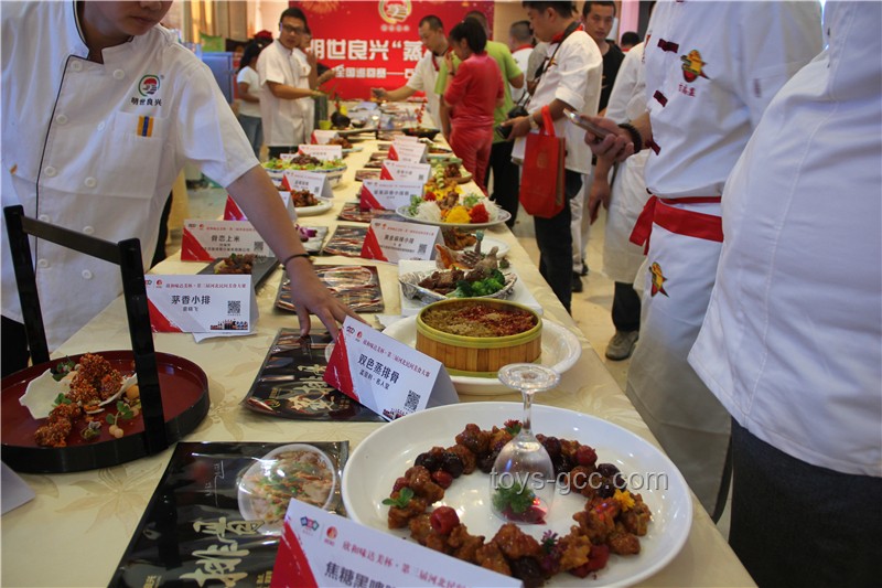 首爾廣藏小吃行業(yè)深度洞察：廚子探店￥195的美食之旅