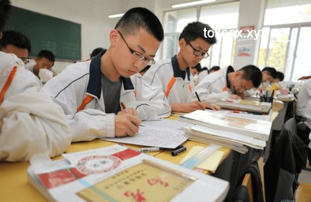 鄭州一高中創(chuàng)新舉措：高三生壯行宴的深度剖析