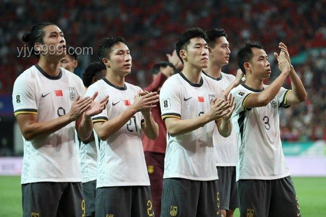 國(guó)足無(wú)緣2026世界杯，伊萬(wàn)帥位存疑及接任人選分析
