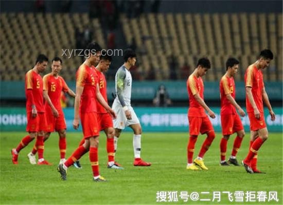 國足革新之路：伊萬下課與跨界教練的奇幻聯(lián)想