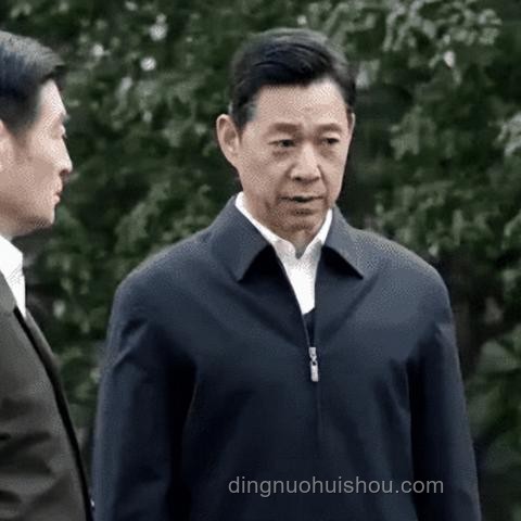 被領(lǐng)導(dǎo)當(dāng)作「棋子」利用？如何應(yīng)對(duì)職場(chǎng)困境