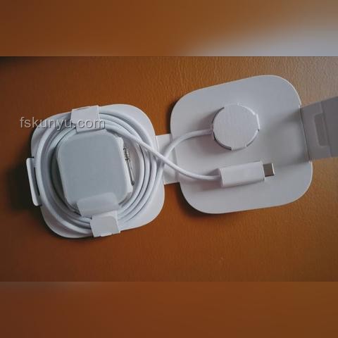 Apple Watch Series 8 vs. Fitbit Sense：智能健康追蹤對(duì)比