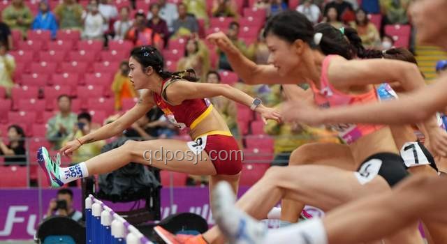 武磊蘇超首秀挑戰(zhàn)：跨越淘汰賽的門檻??，逐夢(mèng)綠茵場(chǎng)