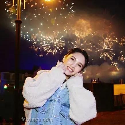 李榮浩式高考祝福打造指南，連續(xù)10年傳遞溫情