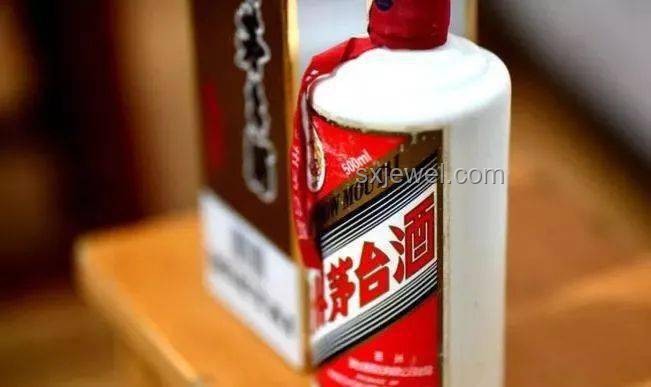 00后品鑒茅臺(tái)實(shí)用指南：解鎖年輕品味新風(fēng)尚