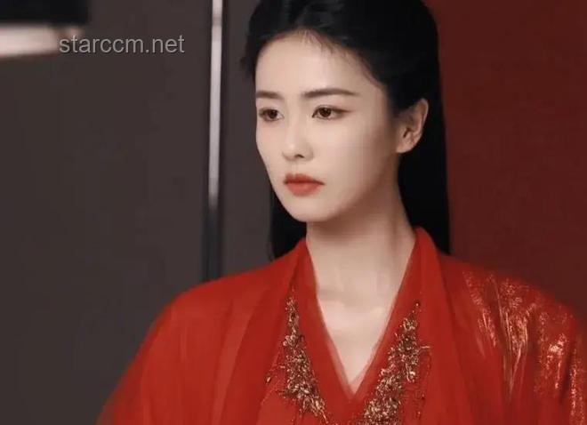 白鹿臨江仙夢，婚紗跨界新風尚