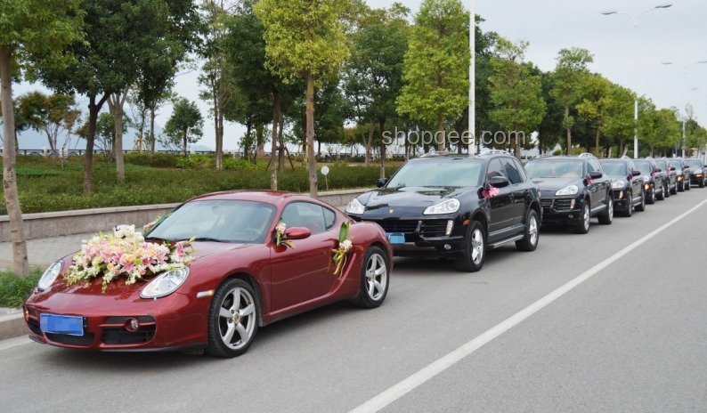 豪車換牌成高考新風(fēng)尚？“985”車牌熱度將持續(xù)攀升