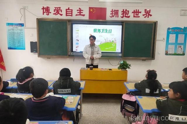 清華計(jì)算機(jī)入學(xué)教育：我的科研探索之路??