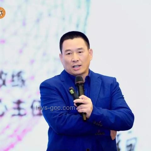 與孩子“站在一起”：青少年心理健康教育的關(guān)鍵一躍