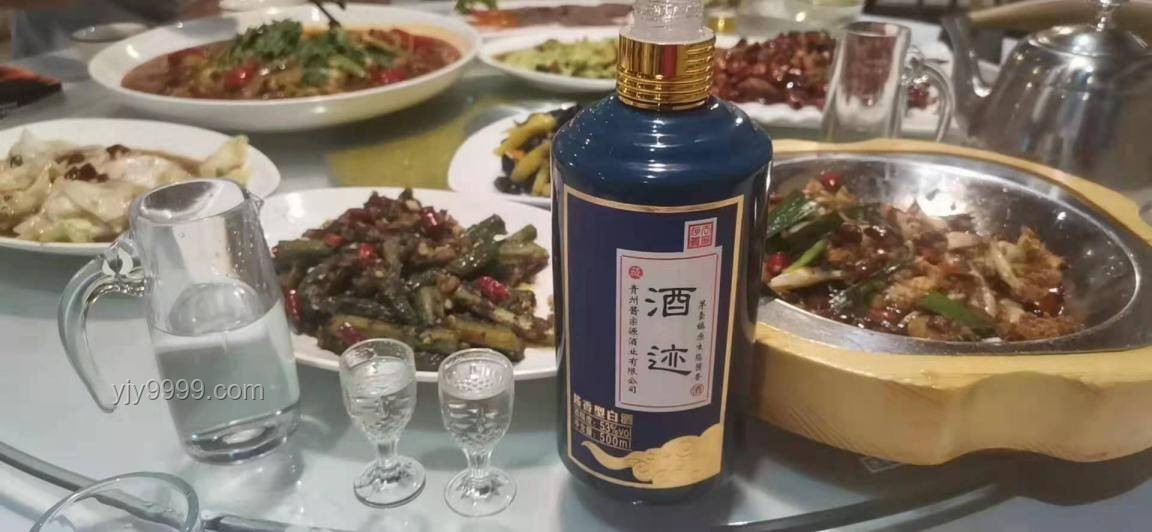 宴席市場白酒消費(fèi)疲軟，行業(yè)面臨轉(zhuǎn)型挑戰(zhàn)