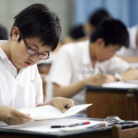男生首個出考場：數(shù)學難度背后的知識探索