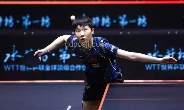 國乒總教練李隼嫁女情感對比：3位大魔王與現場氛圍