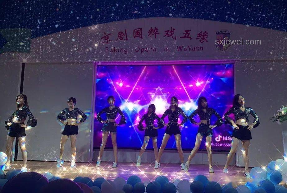 謝娜《浪姐》總決賽連跳七首歌備戰(zhàn)指南