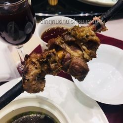魯菜根與特廚隋坡管理對(duì)比：魯菜根能否通過加強(qiáng)管理和培訓(xùn)改進(jìn)？