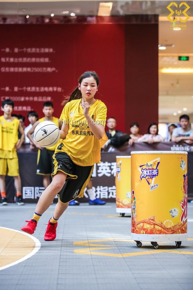 球衣變奏，逆轉(zhuǎn)戰(zhàn)局：樊振東的戰(zhàn)術(shù)與心理創(chuàng)新啟示