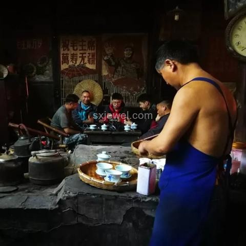 男生出考場找媽媽指南：快速定位與安心重逢