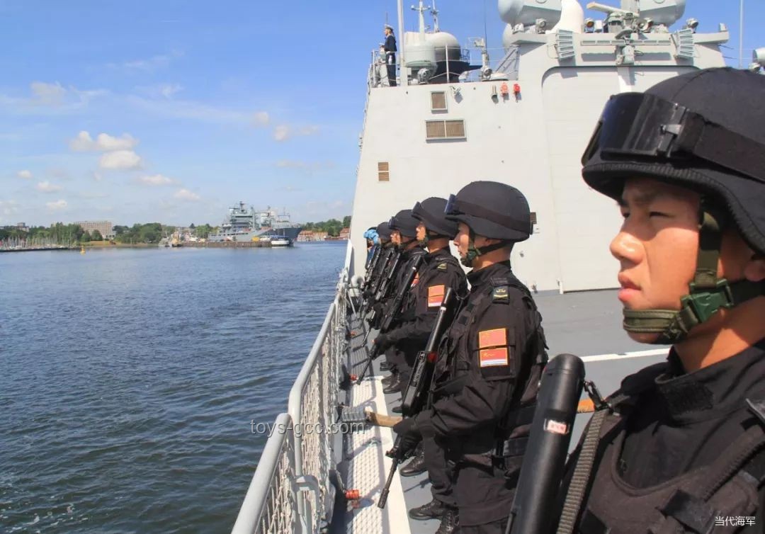 美國(guó)現(xiàn)役海軍陸戰(zhàn)隊(duì)高度戒備狀態(tài)下的生存與應(yīng)對(duì)指南