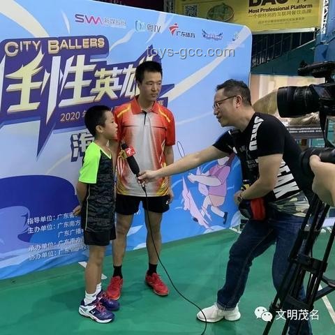 羽毛球與其他運動的性價比對比：為何我愿稱之為「性價比最高」的全能運動？