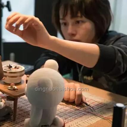 定格治愈系瞬間：未來出片神器趨勢(shì)預(yù)測(cè)