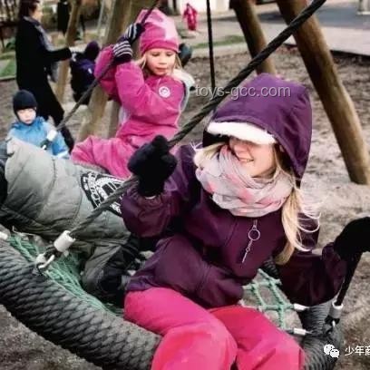 共鳴之力：共站抑郁少年旁，跨界創(chuàng)新育心靈