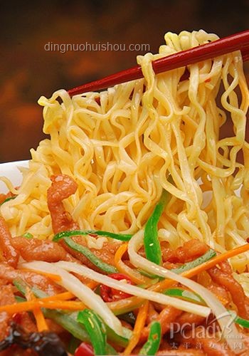 現(xiàn)代食品科技下，腐乳與方便面調(diào)料鮮味比拼