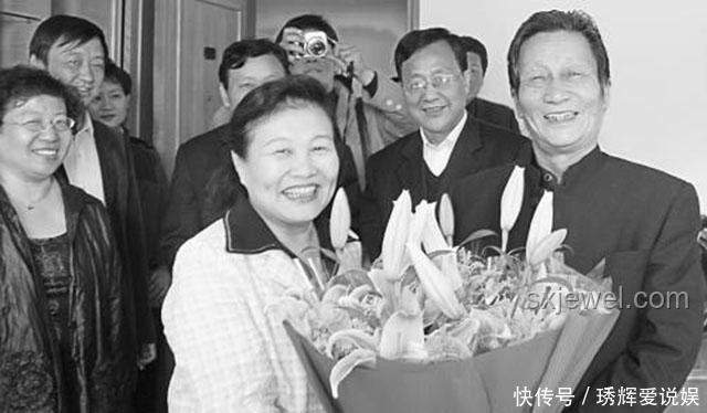 娶自己的發(fā)小與傳統(tǒng)婚姻模式對比分析