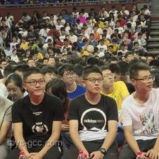 高考抉擇背后的教育價(jià)值觀轉(zhuǎn)變，男生被浙大錄取仍參考現(xiàn)象解析