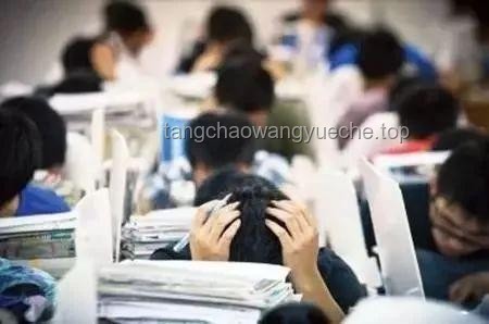 甜美考生回應(yīng)走紅：興奮緊張并存心態(tài)解析
