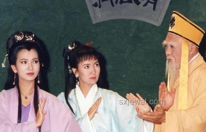 許仙傳說(shuō)與虛構(gòu)情節(jié)解析：坐死兒子體驗(yàn)無(wú)據(jù)可依