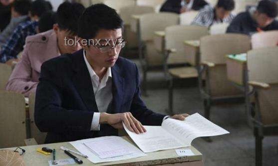 八次考試考生采訪分析：毅力、策略與心態(tài)的對(duì)比