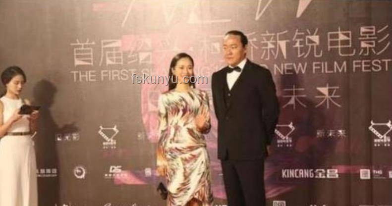 唐嫣方否認(rèn)遲到傳言，揭秘娛樂(lè)圈劇組工作真相