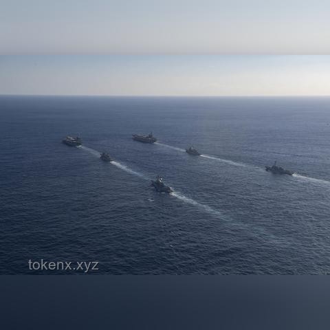 中國雙航母太平洋訓(xùn)練震撼曝光：我的見證與思考