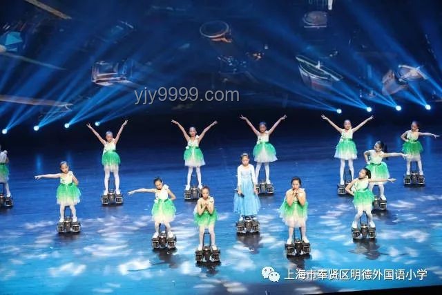 吉林大學(xué)歌手大賽現(xiàn)場(chǎng)：校園文化繁榮的縮影與音樂(lè)夢(mèng)想的舞臺(tái)