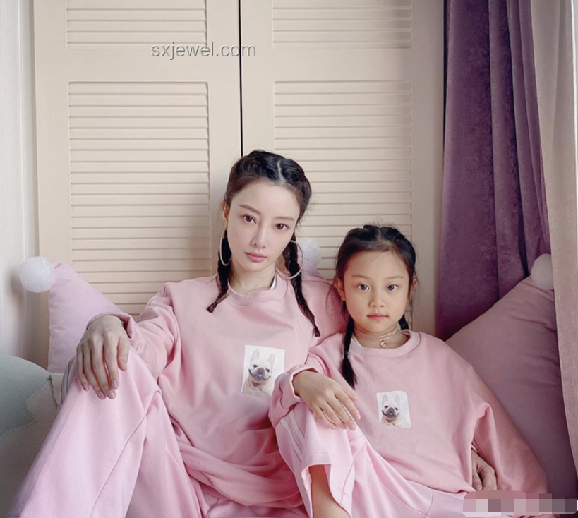 賈乃亮李小璐離婚后相處指南：女兒甜馨發(fā)聲后的應(yīng)對(duì)