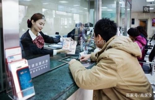 銀行柜員使用放大鏡與常規(guī)方式辦業(yè)務(wù)對(duì)比分析