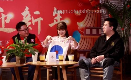 臺(tái)網(wǎng)紅館長(zhǎng)事件透視兩岸文化交流新趨勢(shì)