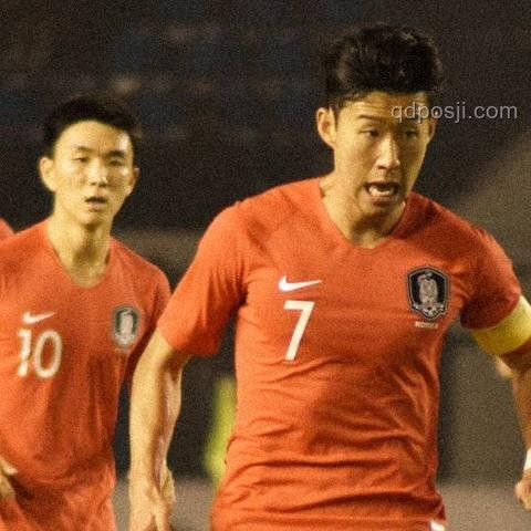 國足勝利背后的創(chuàng)新足球戰(zhàn)略：點(diǎn)殺巴林，思維制勝