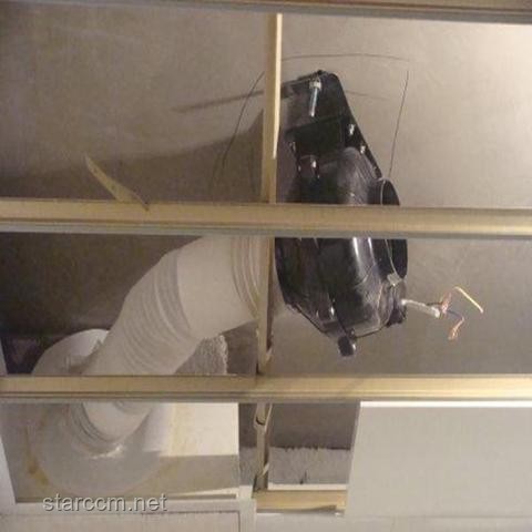 家庭裝修新思維：石膏板VS鋁扣板，吊頂材料的跨界探索
