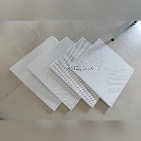家庭裝修衛(wèi)生間吊頂：石膏板VS鋁扣板實用指南