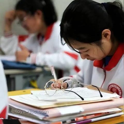 真愛韋神指南：如何不打擾韋東奕的生活