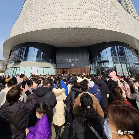 胖東來2025年凈利潤(rùn)預(yù)估案例分析：零售業(yè)創(chuàng)新經(jīng)營(yíng)之道