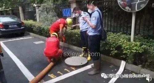宵禁期間洛杉磯警方大規(guī)模抓捕問(wèn)題解決方案