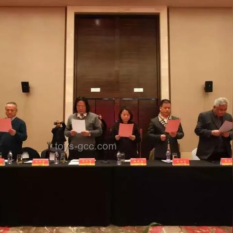 茅臺(tái)集團(tuán)如何堅(jiān)決擁護(hù)并執(zhí)行中央及省委部署