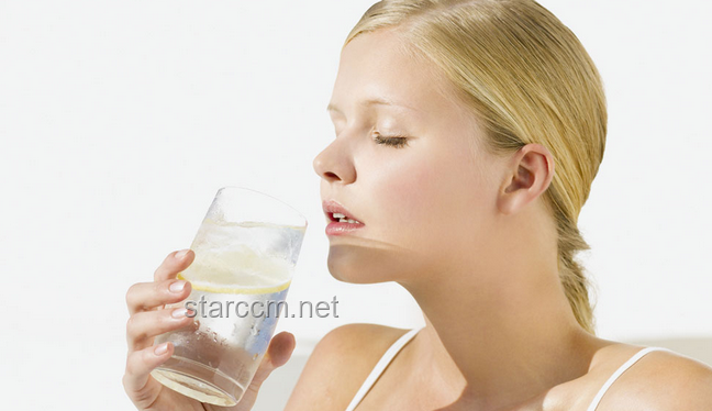 驚！這種常見飲料加速衰老，還可能讓你頭禿？