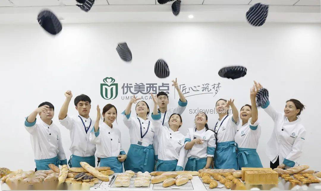 “哈佛女孩”爭(zhēng)議背后的教育公平與行業(yè)反思