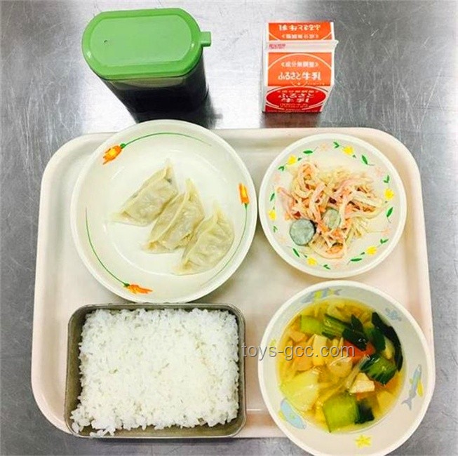 日本學(xué)校午餐米飯供應(yīng)減少，折射大米產(chǎn)業(yè)深層困境