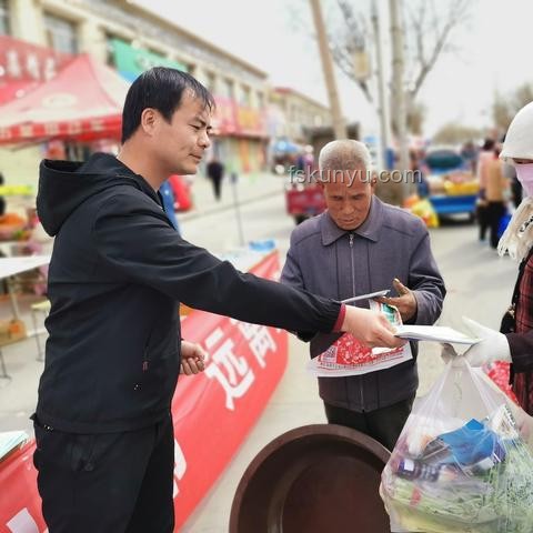 “地鐵新版本暴富手冊(cè)”現(xiàn)象對(duì)比分析
