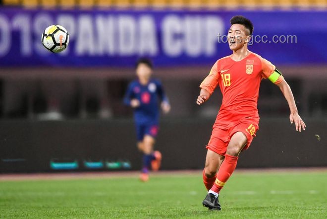 18歲新星王鈺棟：老國足的新希望