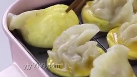 風(fēng)干餃子“玉化”現(xiàn)象：文化創(chuàng)意與網(wǎng)紅經(jīng)濟的未來趨勢